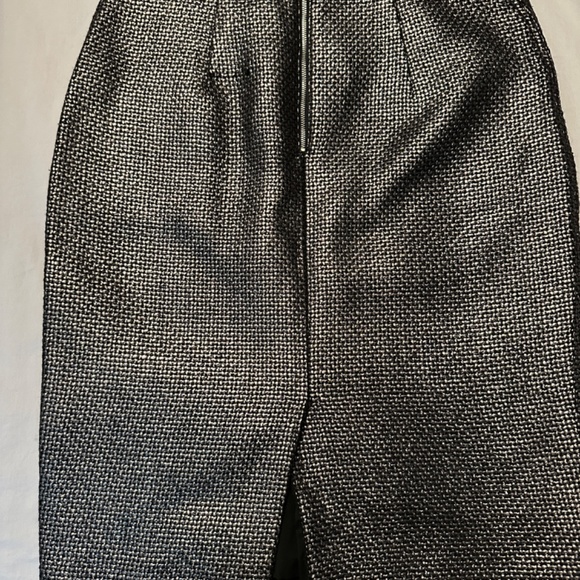 Silver metallic pencil skirt - Picture 2 of 6